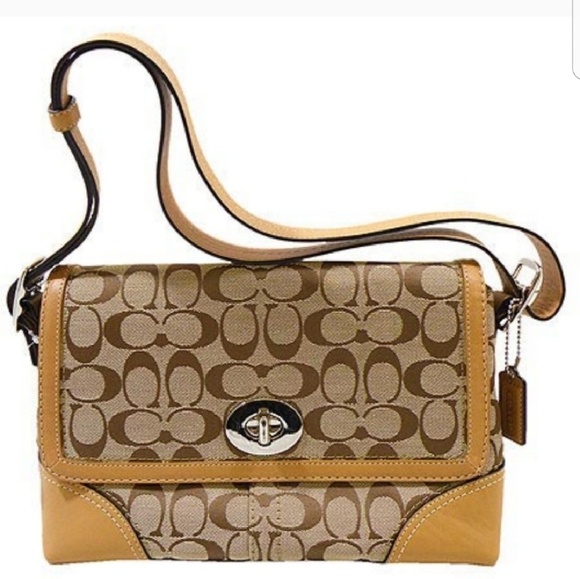 Coach Handbags - COACH PURSE AND ACCESSORY